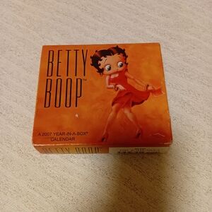 Betty Boop Orange Bath & Body Gift Collection